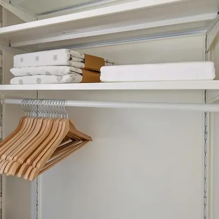 Bob Apartment